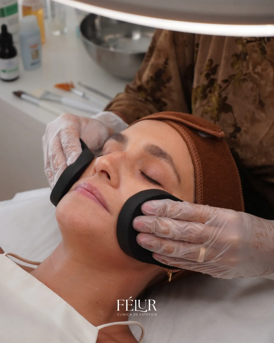Tratamento facial na F&eacute;lur Cl&iacute;nica